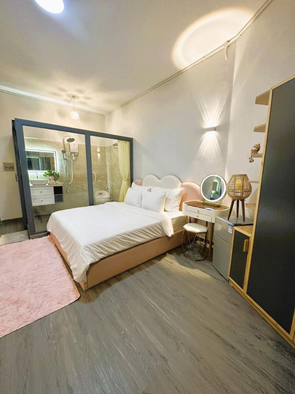 6Even Hotel - Have A Staycation In The Cafe Apartments Building Ho Či Minovo Město Exteriér fotografie