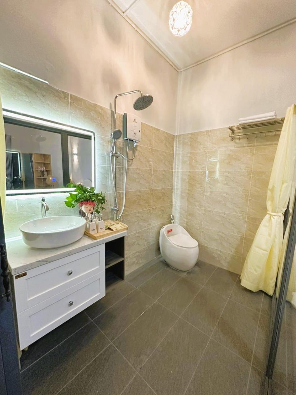 6Even Hotel - Have A Staycation In The Cafe Apartments Building Ho Či Minovo Město Exteriér fotografie