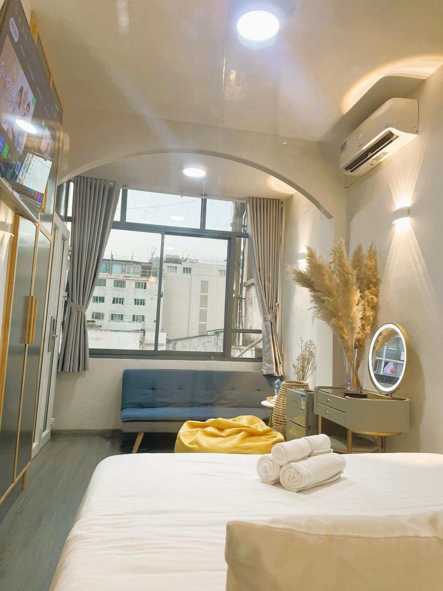 6Even Hotel - Have A Staycation In The Cafe Apartments Building Ho Či Minovo Město Exteriér fotografie