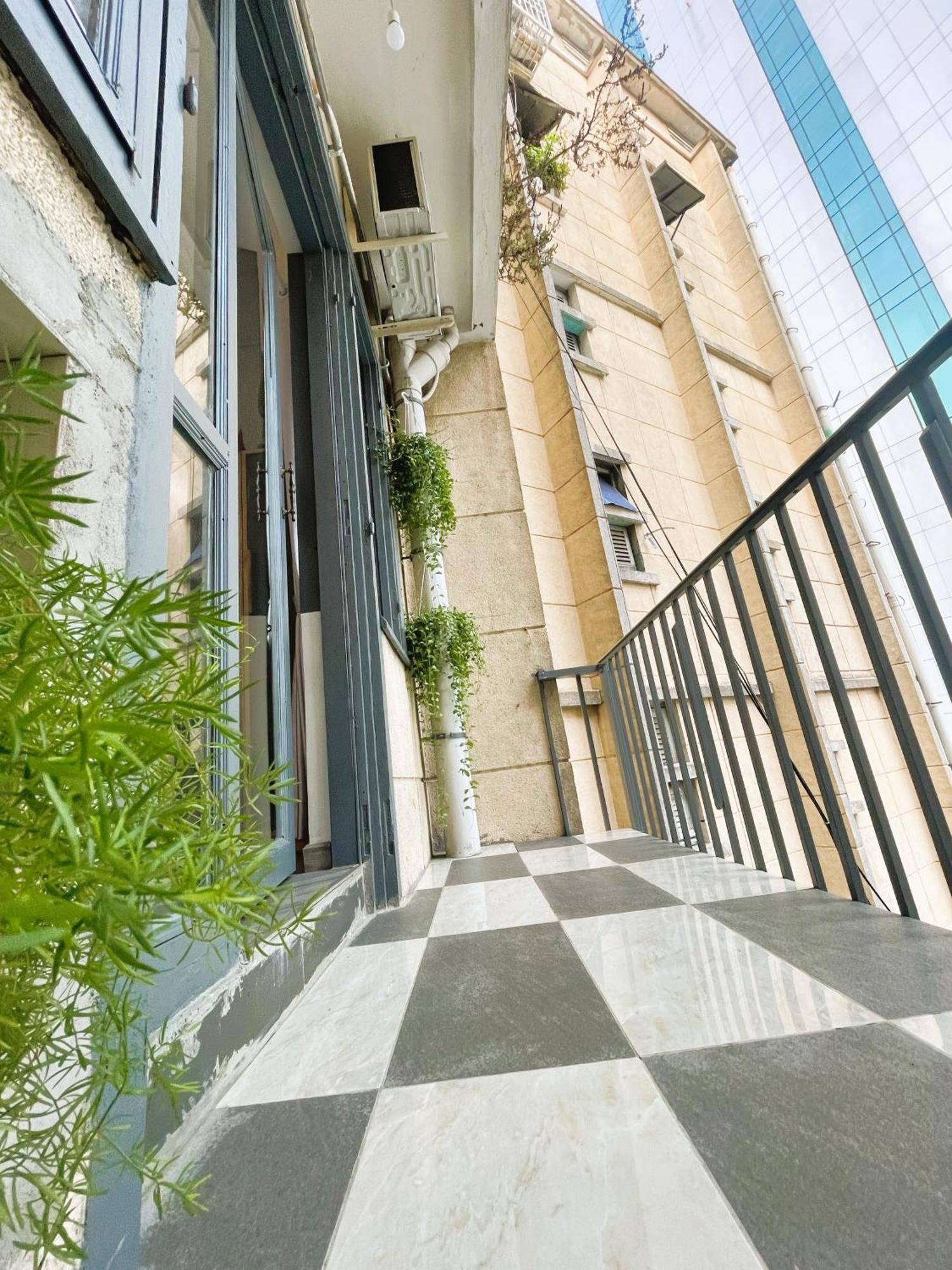 6Even Hotel - Have A Staycation In The Cafe Apartments Building Ho Či Minovo Město Exteriér fotografie