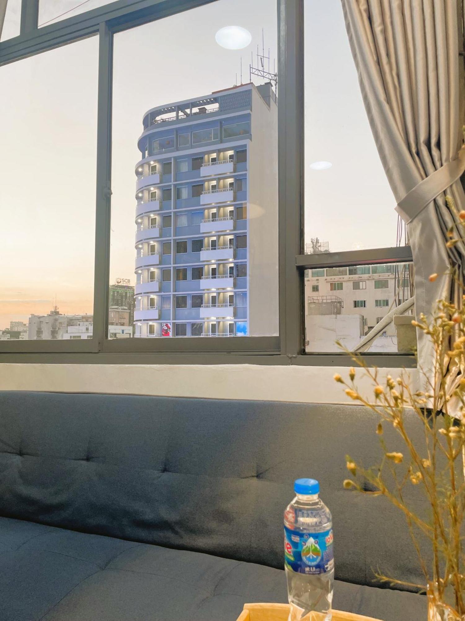 6Even Hotel - Have A Staycation In The Cafe Apartments Building Ho Či Minovo Město Exteriér fotografie